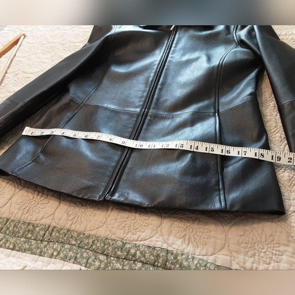 CASUAL CORNER ANNEX, BEAUTIFUL GENUINE BLACK LEATHER JACKET, SIZE SMALL - Picture 10 of 16